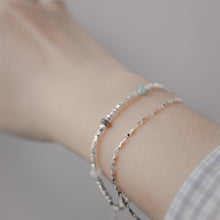 Load image into Gallery viewer, 925 sterling silver colorful gemstone bracelet with adjustable extension chain. Beautiful design,popular style,FashionJewelry,best gift for birthday,wear every day,suitable for traveling.925 純銀繽紛寶石手鍊,天然水晶寶石,日常風格,繽紛色系,約會穿搭,閨蜜禮物,適合生日送禮,夏季飾品。