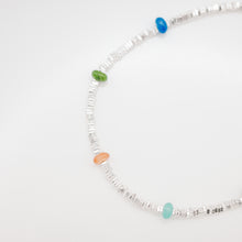 Load image into Gallery viewer, 925 sterling silver colorful gemstone bracelet with adjustable extension chain. Beautiful design,popular style,FashionJewelry,best gift for birthday,wear every day,suitable for traveling.925 純銀繽紛寶石手鍊,天然水晶寶石,日常風格,繽紛色系,約會穿搭,閨蜜禮物,適合生日送禮,夏季飾品。