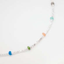 Load image into Gallery viewer, 925 sterling silver colorful gemstone bracelet with adjustable extension chain. Beautiful design,popular style,FashionJewelry,best gift for birthday,wear every day,suitable for traveling.925 純銀繽紛寶石手鍊,天然水晶寶石,日常風格,繽紛色系,約會穿搭,閨蜜禮物,適合生日送禮,夏季飾品。