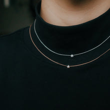 Load image into Gallery viewer, 925 sterling silver tiny crystal necklace is a popular style that is simple. classic design,elegant style,popular style,shiny accessories,Perfect gift BFF,suitable for girls.925純銀輕奢迷你水鑽項鍊,簡約時尚,優雅氣質,百搭配件,日常休閒穿搭,母親節禮物,精緻生日禮物。