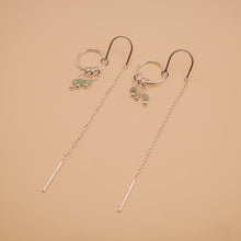 Load image into Gallery viewer, Ginkawa 天然寶石長鏈耳環,附可調式延長鏈。顏色漂亮,可輕鬆搭配您的日常服裝。生日、新年、最好的朋友和母親節禮物。 925 純銀天然寶石長鏈耳環,能夠帶來能量正,適合生日送禮或自用,每一條都是練習,能帶來正能量平衡氣場,減輕壓力及令人平和的等能量功效,最佳的能量功效節日禮物,閨蜜禮物,生日及情人節禮物。簡單基礎又好配搭,適合經常配戴。
