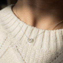Load image into Gallery viewer, 925 sterling silver hollow heart necklace with adjustable extension chain. beautiful gift,anniversary gift,unique design,romantic style,suitable for girls,Chinese Valentine's Day.925 純銀鏤空菱角愛心項鍊,周年紀念禮物,甜蜜約會搭配,定情禮物,情人節送禮,適合約會穿搭,有意義的禮物,西洋情人節禮物。