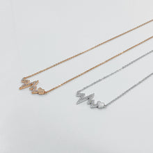 Load image into Gallery viewer, Elegant and beautiful sterling silver Heartbeat necklace which is classic, forever which is perfectly match with your daily mix and match dressing. Best gift for new year, mother's day, BFF, birthday and valentine's day present. 925 純銀怦然心動鎖骨鏈配閃亮釘鑲閃亮水鑽