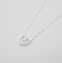 Load image into Gallery viewer, 925 sterling silver hollow heart necklace with adjustable extension chain. beautiful gift,anniversary gift,unique design,romantic style,suitable for girls,Chinese Valentine's Day.925 純銀鏤空菱角愛心項鍊,周年紀念禮物,甜蜜約會搭配,定情禮物,情人節送禮,適合約會穿搭,有意義的禮物,西洋情人節禮物。
