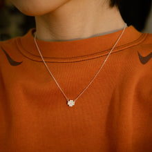 Load image into Gallery viewer, 925純銀｜愛心幸運小花項鍊 Lucky Heart Flower Necklace｜N266
