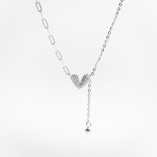 925 sterling silver draped heart splicing necklace with adjustable extension chain.
popular style,elegant style,suitable for traveling,Modern simplicity,best gift for birthday.
925純銀垂墜心拼接項鍊，時尚獨特，交換禮物推薦，送給朋友的禮物，生日禮物首選，精緻質感，不退流行的經典款，母親節禮盒。

