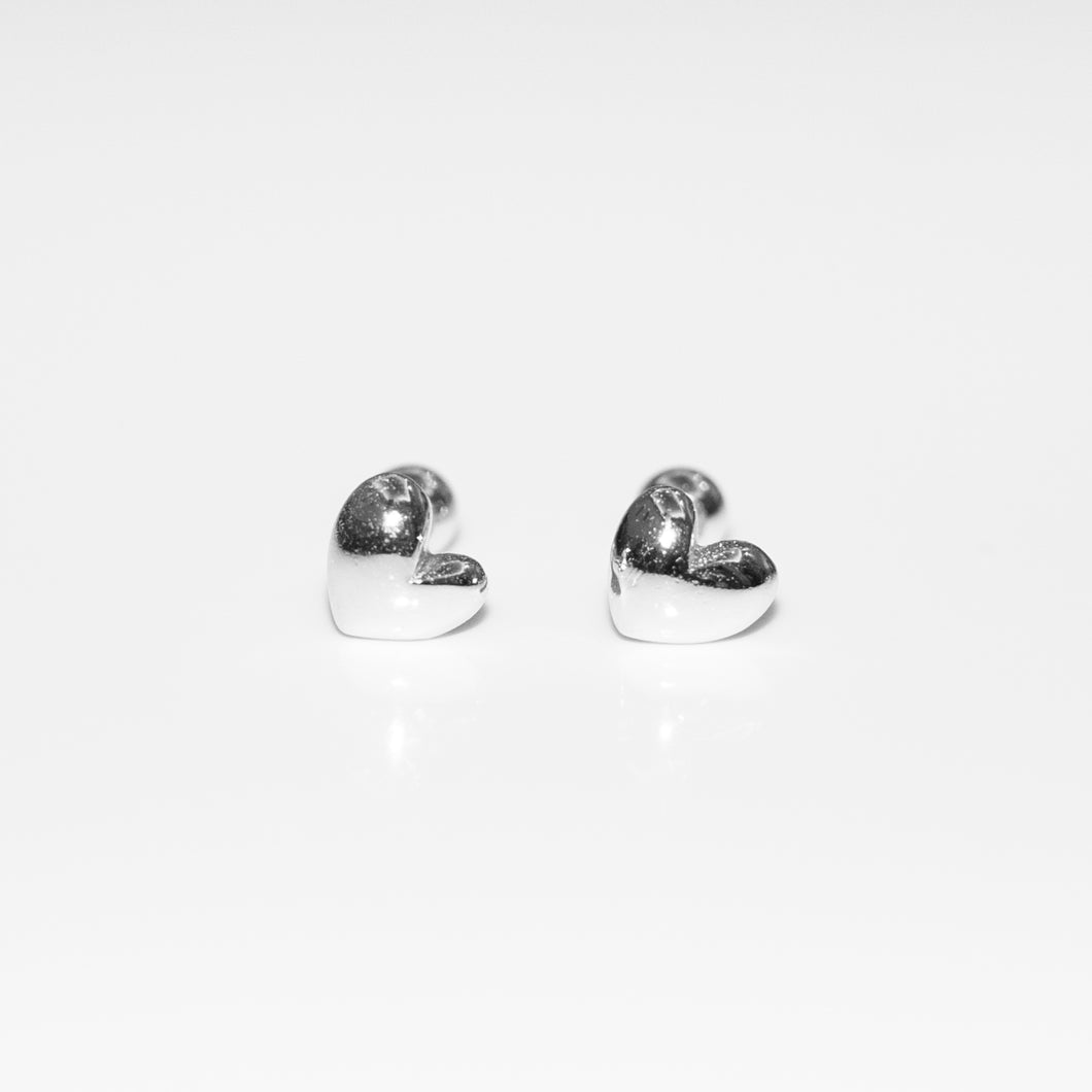 925 sterling silver Hypoallergenic it’s suitable for sensitive skin.
cute style,childlike style,for best friend,exchanging gifts,Chinese Valentine's Day,suitable for traveling.925純銀胖胖心轉珠耳環 ，抗敏感耳環，情人節最佳送禮，可愛風格，約會穿搭必備，適合姊妹聚會，閨密同款，告白禮物。

