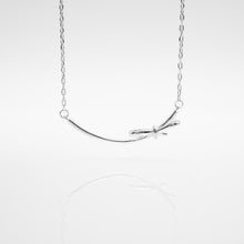 Load image into Gallery viewer, 925 sterling silver curved bow necklace with adjustable extension chain.
gift for her,wear every day,for best friend,popular style,Beautiful design,suitable for girls.925純銀微笑蝴蝶結項鍊，甜美風格，細緻迷人，母親節送禮推薦，約會必備配件，朋友聚會穿搭，生日禮物首選，精美包裝禮盒。

