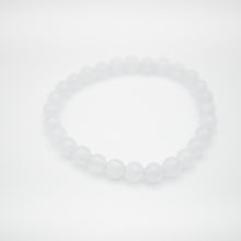 Load image into Gallery viewer, Beautiful Natural Moonstone Bracelet with shinny illusion color. Everyone piece is unique. Best gift for your best friend/ BFF, birthday gift, valantine&#39;s day gift and daily wear. 天然月光石手鏈， 每一條都是獨一無二閃藍光幻彩，拉長石能提升愛情運，感壓力及令人平和的力量，最佳的節日禮物，閨蜜禮物，生日及情人節禮物。彈力線設計，可調節長度，簡單易佩搭，適合經常配戴。
