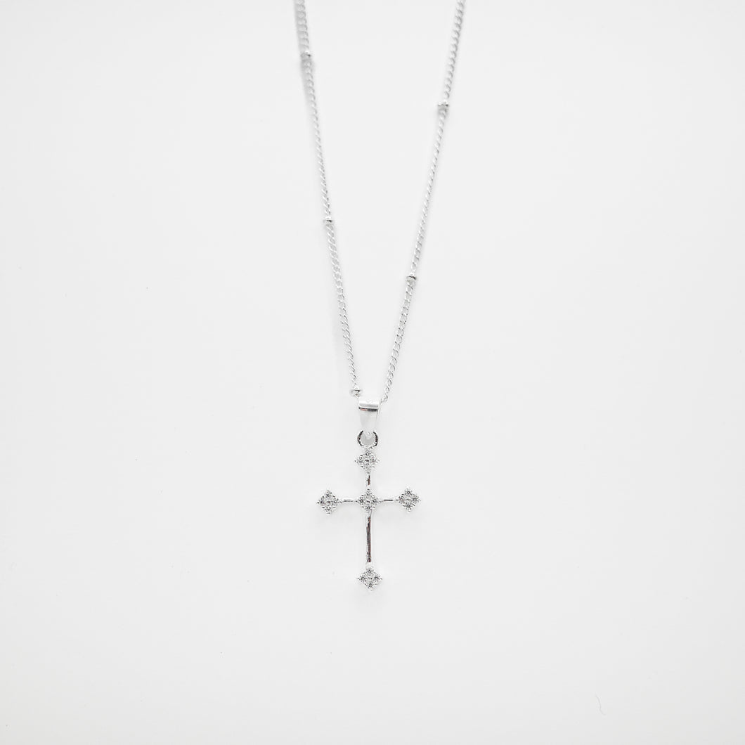 925 sterling silver starburst cross necklace is meaningful and belief. elegant style,beautiful accessories,dainty Jewelry,meaningful gift,Double Seventh Festival.925 純銀星芒十字架項鍊，有意義的禮物，教會項鍊，閃亮精緻，優雅氣質，是和重要場合穿搭，紀念送禮首選。