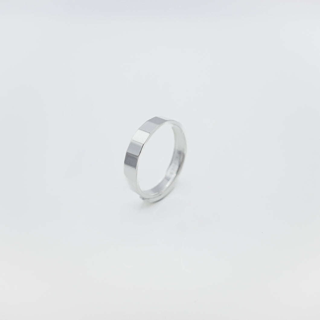 999 sterling silver unisex wide ring open ring with adjustable size. Couple accessories,for lover,anniversary gift,wear every day,anniversary surprise,Perfect gift.999 純銀光面素寬開口戒，情侶對戒，簡約時尚款式，不分尺寸，不分男女，可天天配戴，簡單好搭配款式。
