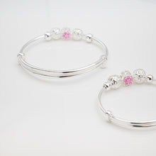 Load image into Gallery viewer, 999純銀｜粉紅小花親子手鐲 Pink Flower Baby Bangle｜B904
