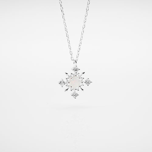 925 sterling silver opal wreath necklace with adjustable extension chain. christmas accessories,FashionJewelry,unique design,suitable for traveling,christmas gift exchange.925 花圈蛋白石項鍊，聖誕飾品，聖誕交換禮物，優雅氣質，約會穿搭，閨蜜禮物，交歡禮物推薦，母親節禮物。