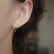 Load image into Gallery viewer, 925純銀｜長絲帶蝴蝶結耳環 Long Bow Earrings ｜ E380
