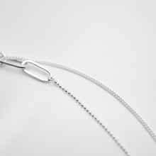 Load image into Gallery viewer, 925 sterling silver paperclip single bead necklace with adjustable extension chain. FashionJewelry,trendy design,popular style,woman’s day,anniversary,Perfect gift for BFF.925 純銀銀珠流蘇項鍊 ，率性風格，日常搭配，百搭配件，適合約會穿搭，犒賞自己的禮物，簡約細緻，適合出席重要場合。
