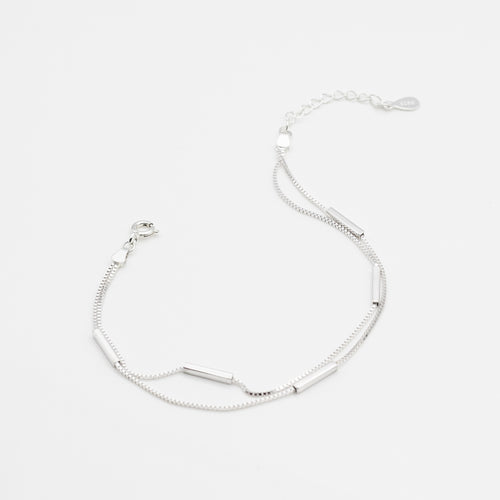 925 sterling silver cubic rectangular strips bracelet with adjustable extension chain. unisex accessories,popular style,graduation gift,wear every day,Perfect gift for BFF,Teacher’s Day gift.925 純銀雙層方條手鍊，簡單百搭，日常風格，約會穿搭，可天天配戴，紀念日禮物，適合生日送禮，夏季飾品。
