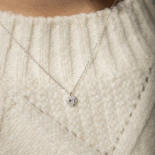 Load image into Gallery viewer, 925 sterling silver heart crystal necklace with adjustable extension chain. date wear,for girls,anniversary gift,girlfriend gift,shiny accessories,wedding Jewelry,anniversary surprise.925 純銀滿鑽愛心項鍊，告白禮物，紀念日禮物，適合約會穿搭，情人節送禮首選，母親節禮物，犒賞自己的禮物，紀念禮物。
