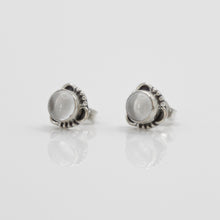 Load image into Gallery viewer, Beautiful 925 sterling silver natural moon stone earrings with Hypoallergenic earrings post. pure white stone color with anti silver finishing with vintage feel, simple design for daily wearing, which is the best gift for birthday, new year, Valentine&#39;s Day and BFF. 925 純銀天然月光石耳環（弧面切割）配抗敏感耳針，復刻設計，獨特優雅大方，適合出席重要場合，適合生日送禮，情人節，或母親節禮物。
