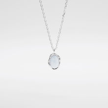 Load image into Gallery viewer, 925 sterling silver colorful opal necklace with adjustable extension chain. Unique necklace, best gift for anniversary, mother&#39;s day, birthday, BFF. Beautiful design and easy for daily wearing nature style. 925 純銀經典蛋白石項鏈，氣質款式，感恩節禮物，幻彩歐泊石，周年紀念禮物，百搭配件，適合送禮，生日禮物，母親節禮物。
