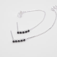Load image into Gallery viewer, Elegant and Classic Design 925 Sterling Silver hypoallergenic earrings with Cubic Zirconia Chain dangling. Clear Crystal and Jet colour available. Best gift of valentine, birthday, mother&#39;s day and BFF.  925純銀排鑽垂鍊耳環，抗敏感耳環，氣質款式，獨特風格，聖誕交換禮物，時尚配件，聚會穿搭配件，適合出遊配戴。

