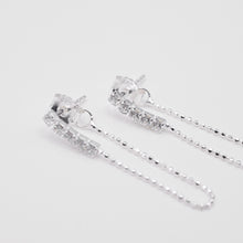 Load image into Gallery viewer, Elegant and Classic Design 925 Sterling Silver hypoallergenic earrings with Cubic Zirconia Chain dangling. Clear Crystal and Jet colour available. Best gift of valentine, birthday, mother&#39;s day and BFF.  925純銀排鑽垂鍊耳環，抗敏感耳環，氣質款式，獨特風格，聖誕交換禮物，時尚配件，聚會穿搭配件，適合出遊配戴。
