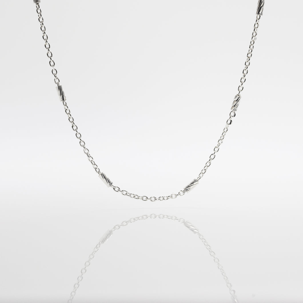 925 sterling silver cylinder necklace simple classic chain. temperament style, delicate jewelry, best gift, women's day, anniversary gift, gift for her. 925 純銀細圓柱層次素項鏈，氣質高雅風格，細緻有層次的配件，適合日常搭配，適合出席重要場合，紀念日禮物，母親節禮物，閨蜜禮物。