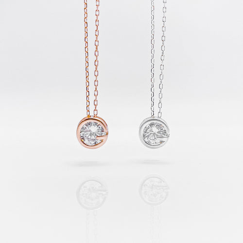 This elegant and beautiful eternity necklace silver jewelry is from Ginkawa designer jewellery. Our designer choice which is classic, forever which is perfectly match with your daily mix and match dressing. Best gift for birthday and BFF. Ginkawa 品牌項鏈配閃亮鋯石， 純銀經典水鑽G項鍊，經典簽名的可調節項鏈，適合日常配戴，代表性英文字母，簡單風格好搭配。亮銀色或玫瑰金顏色可供選擇。