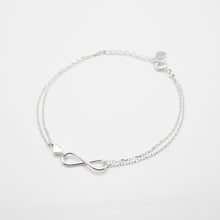 Load image into Gallery viewer, 925 純銀無限手鍊 925 sterling silver Infinity Bracelet 925 sterling silver infinity bracelet with adjustable extension chain. popular style,unique design,cute accessories,suitable for traveling,Teacher’s Day gift.mother&#39;s Day,woman’s day. 925 純銀無限手鍊，簡約熱門，日常搭配，適合出遊旅行穿搭，適合天天配戴，甜蜜約會搭配，情人節完美禮物。
