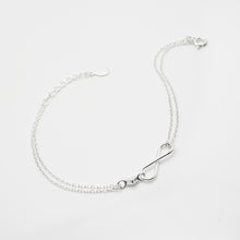 Load image into Gallery viewer, 925 純銀無限手鍊 925 sterling silver Infinity Bracelet 925 sterling silver infinity bracelet with adjustable extension chain. popular style,unique design,cute accessories,suitable for traveling,Teacher’s Day gift.mother&#39;s Day,woman’s day. 925 純銀無限手鍊，簡約熱門，日常搭配，適合出遊旅行穿搭，適合天天配戴，甜蜜約會搭配，情人節完美禮物。
