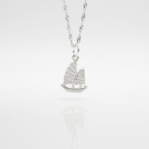 925 sterling silver sailboat necklace funky and unique design. classic design,FashionJewelry,Teacher’s Day gift,woman’s day,suitable for traveling,gift of blessing.925 純銀帆船項鍊，祝福禮物，日常配件，周年紀念禮物，適合送禮，適合約會穿搭，風格簡約好搭配。