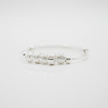 Load image into Gallery viewer, 999 sterling silver five-charm baby bracelet skin-friendly and gentle suitable for babies. Children&#39;s day gift,for girls,Beautiful design,popular style,cute accessories,suitable for girls.999 五星寶寶手鐲，親膚不易過敏，嬰兒首飾，周歲禮物，紀念禮物，適合女孩，彌月禮物首選，兒童專屬禮物。
